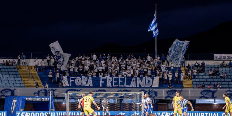 Vasco avança com diretor que só teve experiência na Série B