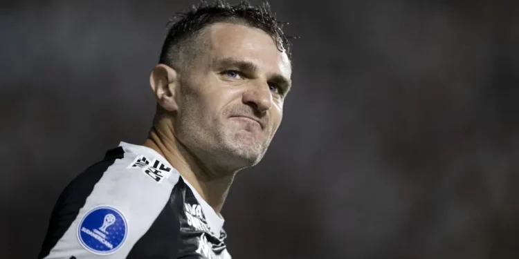 Vegetti, artilheiro do Vasco