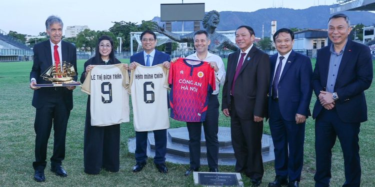 Vasco pode ter parceria com Vietnã