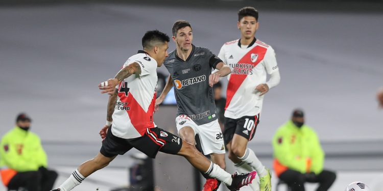 River Plate anuncia Ex-Vasco como reforço
