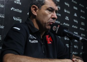Ex-Vasco, Carille acerta com clube da Série A