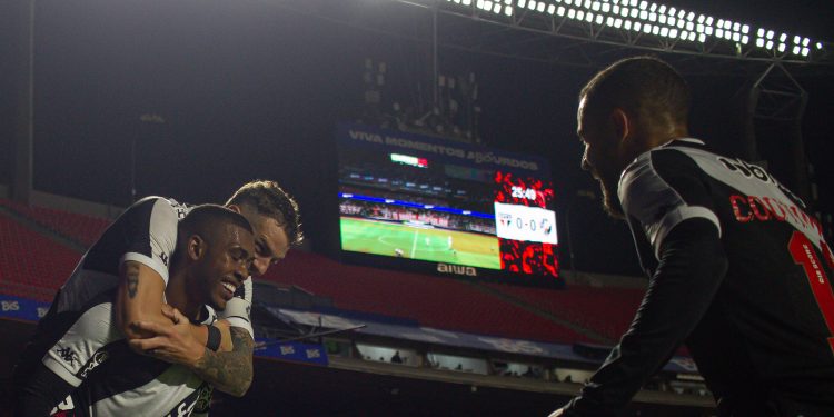 Não é contra o São Paulo! Vasco pode fazer clássico nacional no Morumbis