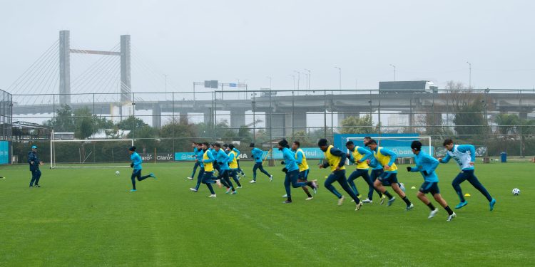 O Grêmio terá dois desfalques importantes para o duelo contra o Vasco, neste sábado, às 17h30, em São Januário, pela 15ª rodada.