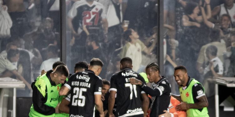 Emergência no Vasco! Diniz improvisa antes de decisão