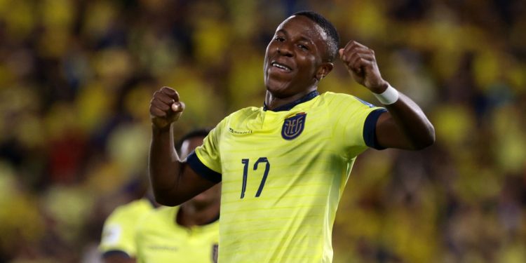 Vasco recebe sinal verde para negociar com Alan Minda