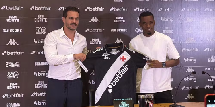 Vasco apresenta Thiago Mendes