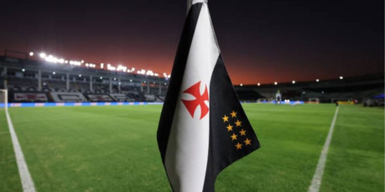 Vasco empresta dois jogadores ao Volta Redonda; Quem vai arcar com o salário?