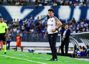 Agosto decisivo: Vasco busca reforços, escapa do Z-4 e sonha com vaga na Copa do Brasil