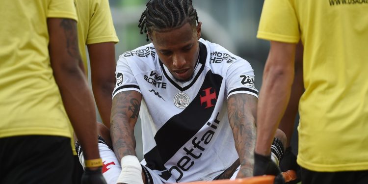 Vasco perde Tchê Tchê