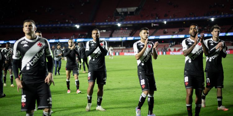 Qual é o aproveitamento para o Vasco evitar o rebaixamento?