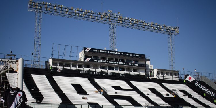Cria do Vasco ignora Palmeiras e Cruzeiro