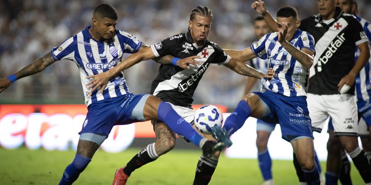 Torcida do Vasco fica revoltada com provável escalação contra o Mirassol