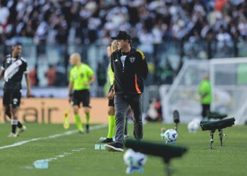 Técnico Cuca, do Atlético, fala sobre empate com o Vasco