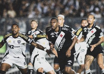 Vasco: Rayan desperta interesse de gigantes do futebol árabe