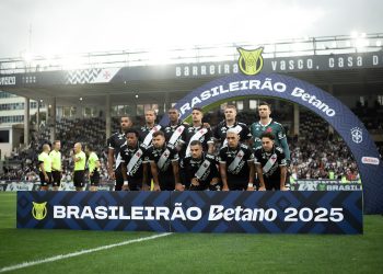Titular do Vasco volta a ser especulado no Milan