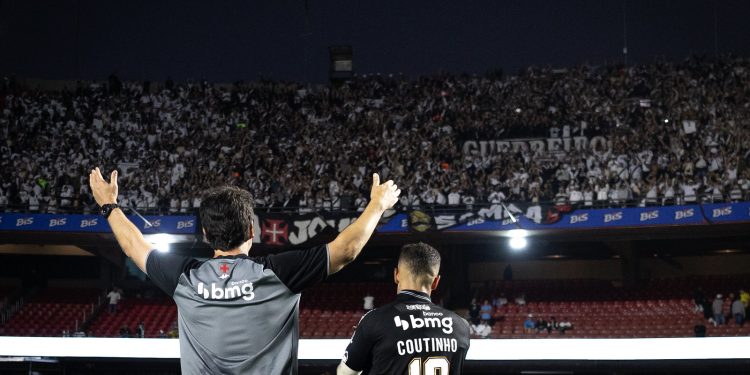 Vasco supera Palmeiras e Flamengo em estatística, confira
