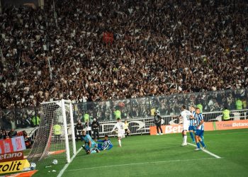Vasco garante R$ 4,7 milhões com vaga nas quartas da Copa do Brasil