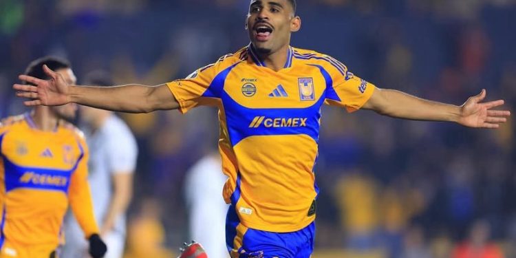 Vazou! Joaquim está negociando com o Vasco? Saiba a verdade