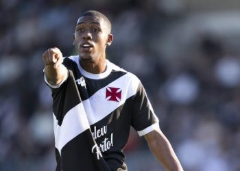 Rayan pode desfalcar o Vasco por 1 mês