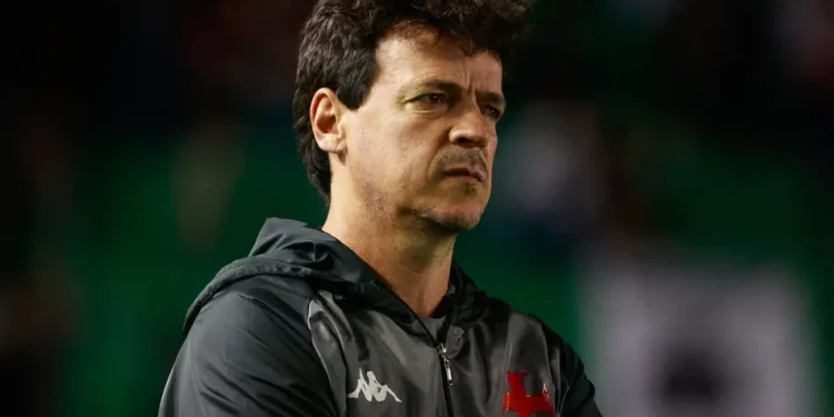 Vasco decepciona torcida e deixa reforços fora contra o Botafogo