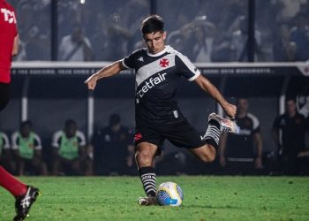 Vasco empresta Sforza para clube da Série A