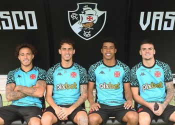 Vasco vende atacante por R$ 5 milhões
