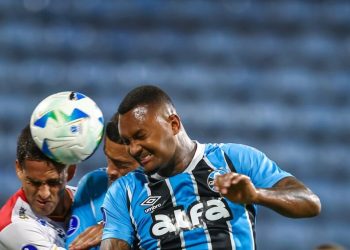 Vasco mantém interesse em Luan Cândido, mas negociação ainda não está encaminhada