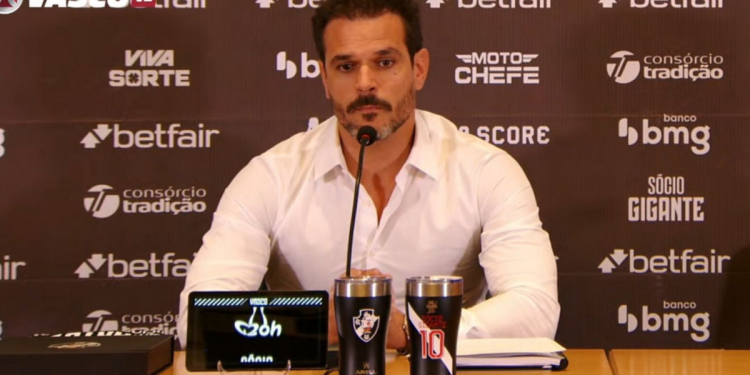 Especulado no Vasco, lateral acerta com o Sport