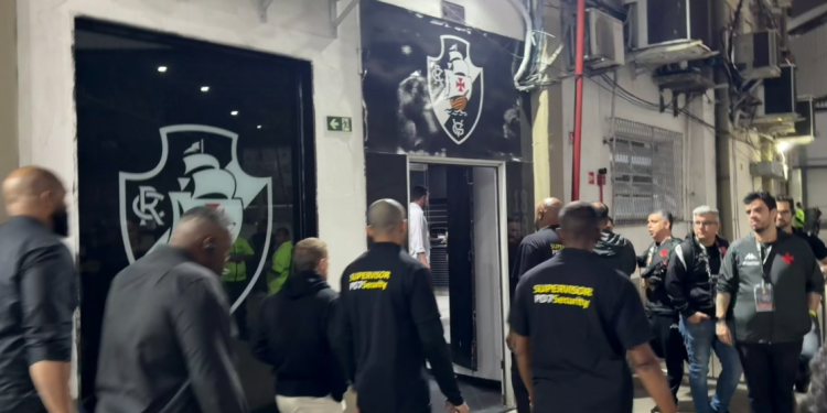 Vasco: Pedrinho reforça segurança após denúncia de plano de sequestro