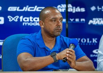 Presidente do CSA é sincerão e "desqualifica" duelo contra o Vasco