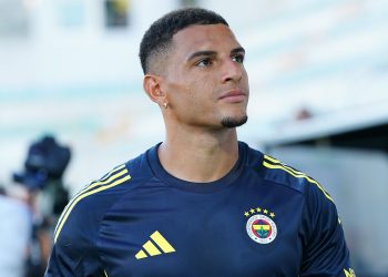 Vasco quer Diego Carlos