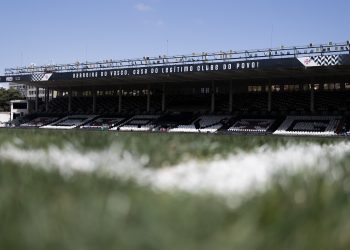 Vasco perde força em São Januário e vê tabu assustador crescer no Brasileirão!