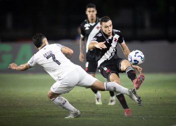 Piton vira arma do Vasco na Copa do Brasil e alcança marca especial contra o Botafogo