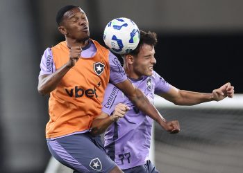 Botafogo tem desfalques importantes contra o Vasco