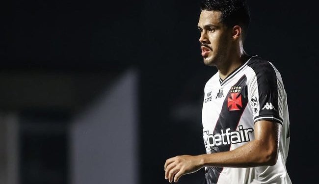 Com novidades, confira a provável escalação do Vasco contra o Palmeiras