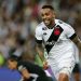 Vasco anuncia rescisão com Alex Teixeira