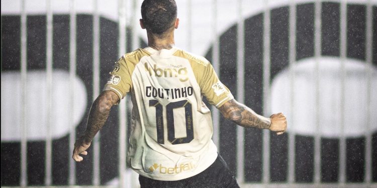 Vasco faz 3x1 no Bahia, encerra jejum em casa e sobe na tabela