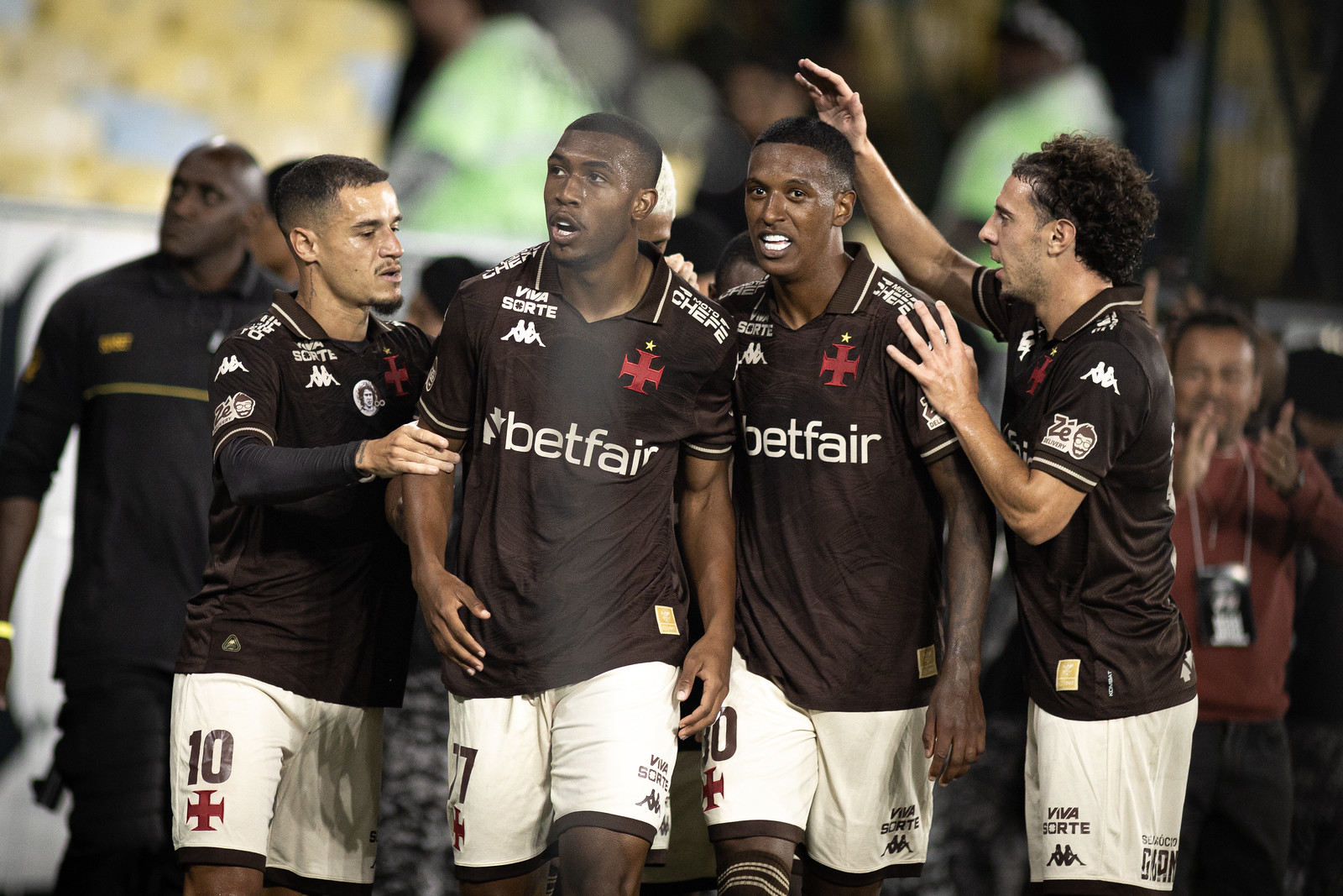 CBF detalha rodadas 34 a 36 do Brasileirão; Vasco terá dois jogos fora e encerra sequência em São Januário