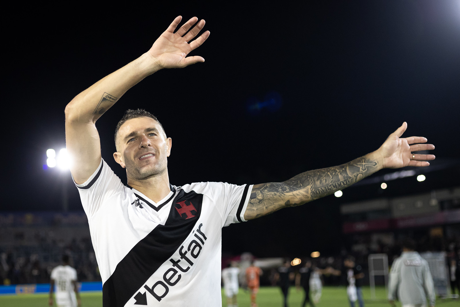 Com novidades, confira a provável escalação do Vasco contra o São Paulo