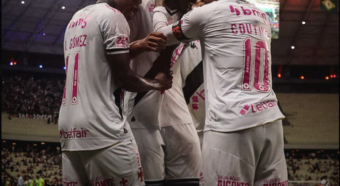 Rayan e David decidem, e Vasco ganha do Fortaleza com um a menos