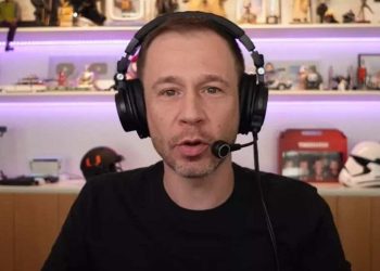 Tiago Leifert critica pedidos por Coutinho na Seleção e aponta falta de ritmo físico