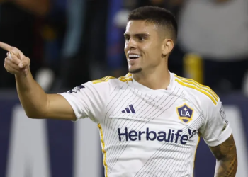 Gabriel Pec, ex-Vasco, joga hoje no Los Angeles Galaxy.