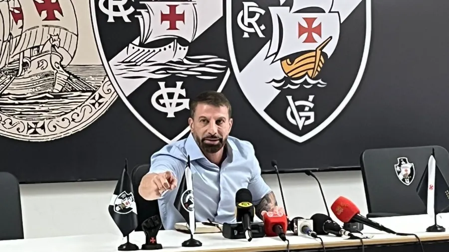 Vestiário do Vasco em chamas🔥: Pedrinho cobra elenco e Diniz aponta “falta de ambição”