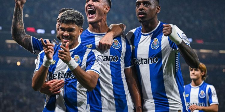 Porto se arrepende de não ter contratar Rayan, do Vasco