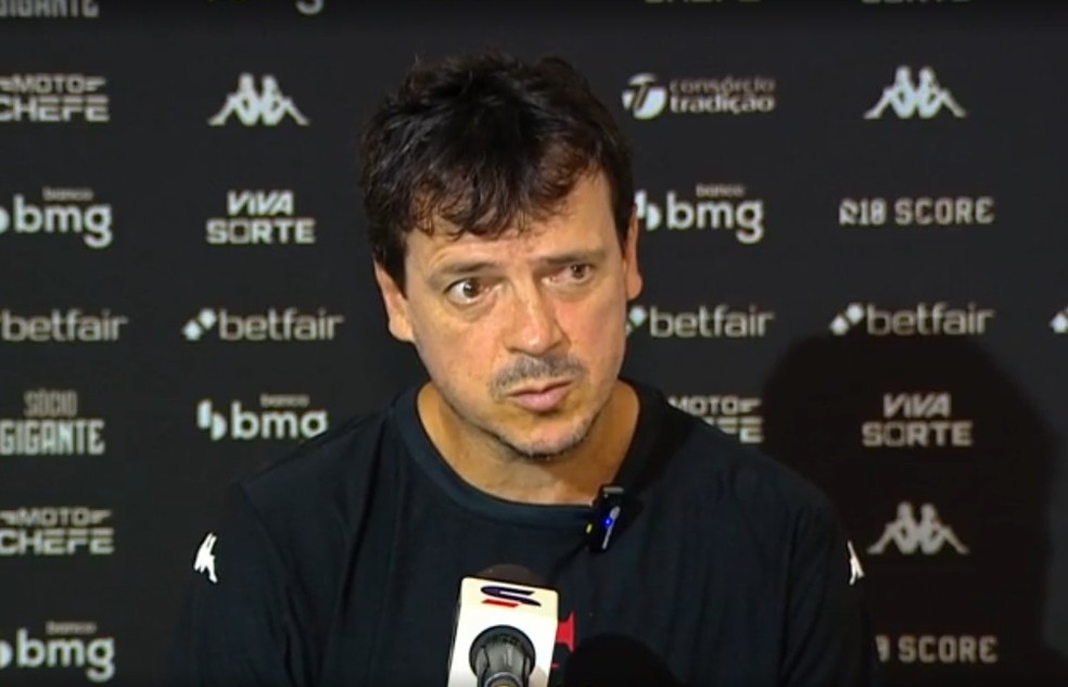 Diniz balança? Vasco define futuro do técnico após 5ª derrota