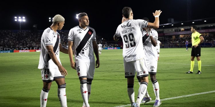 Confira o que é necessário para evitar queda do Vasco