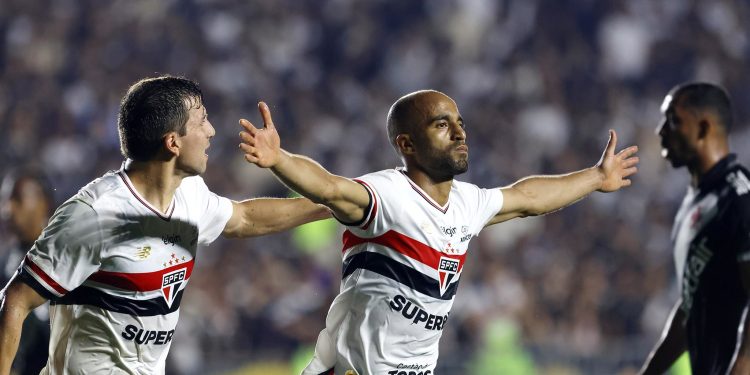 Lucas Moura elogia o Vasco após vitória do São Paulo: “Equipe com muita movimentação e posse de bola”