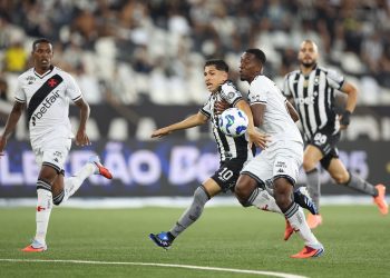 Confira os melhores momentos de Botafogo 3x0 Vasco