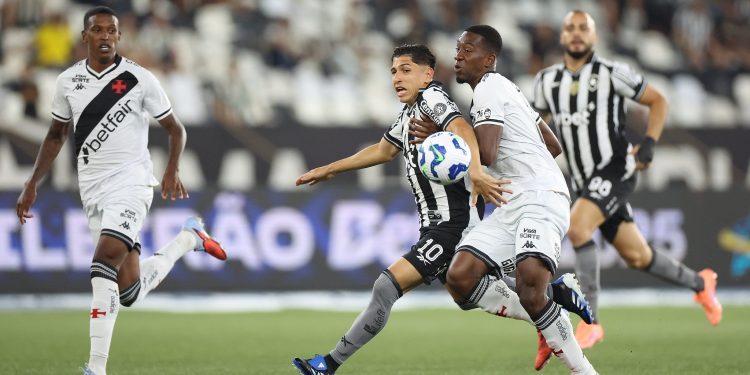 Confira os melhores momentos de Botafogo 3x0 Vasco