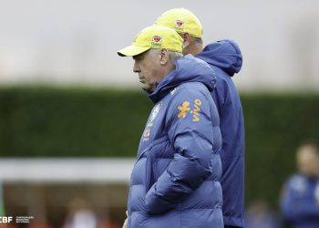 Ex-Vasco revela bastidores da seleção e fala sobre retorno ao Clube